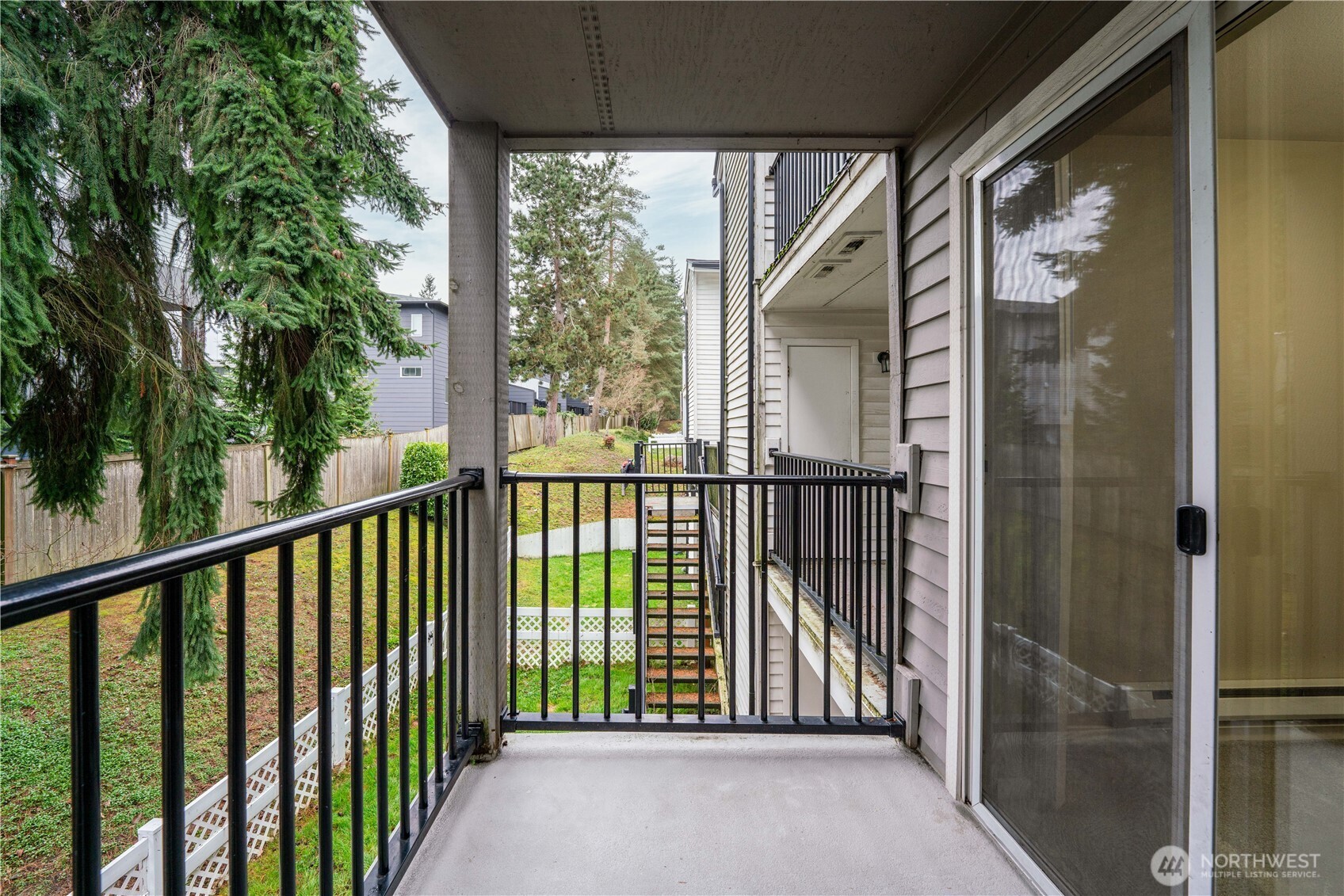 15415 35th Avenue W #F204, Lynnwood, WA 98087