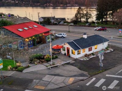 25960 Central Avenue NE, Kingston, WA 98346