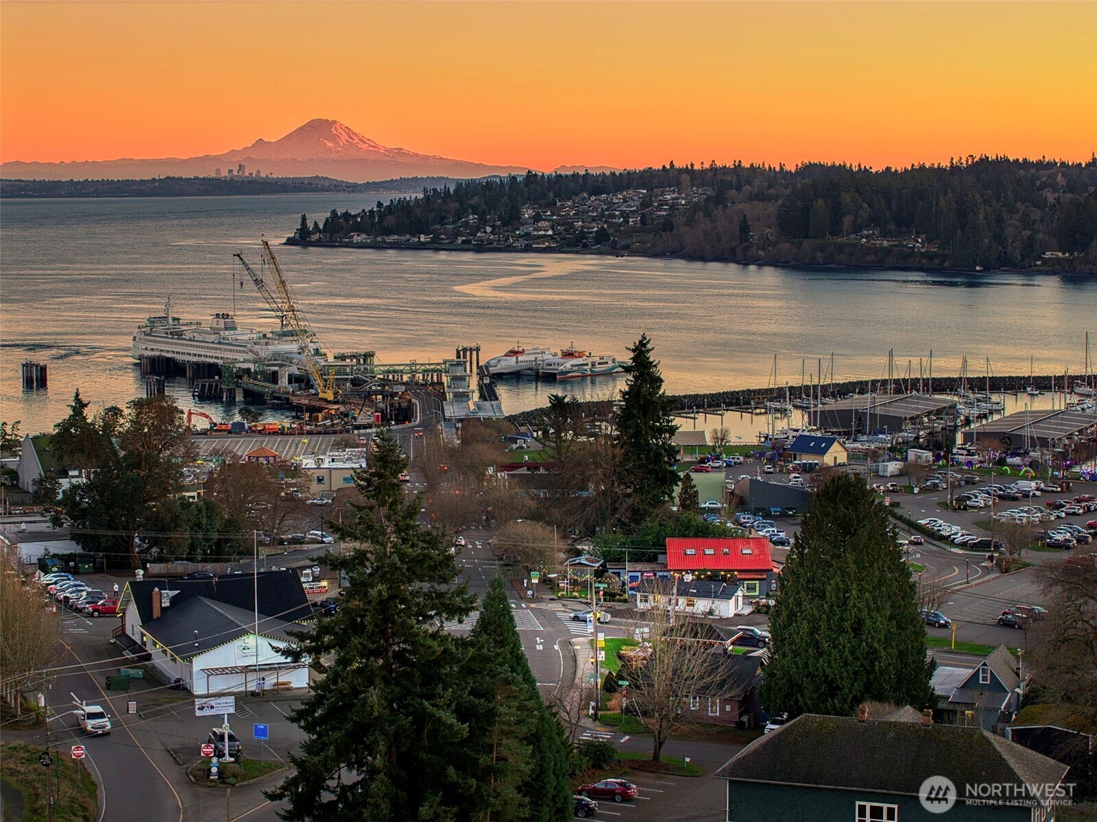 25960 Central Avenue NE, Kingston, WA 98346