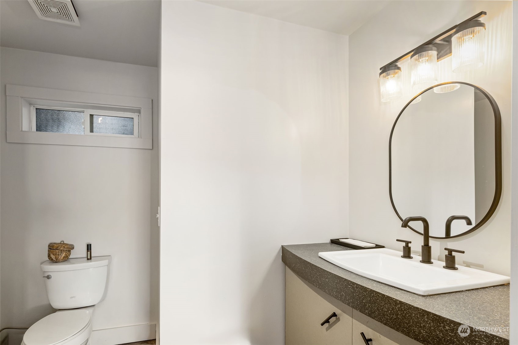 25960 Central Avenue NE, Kingston, WA 98346