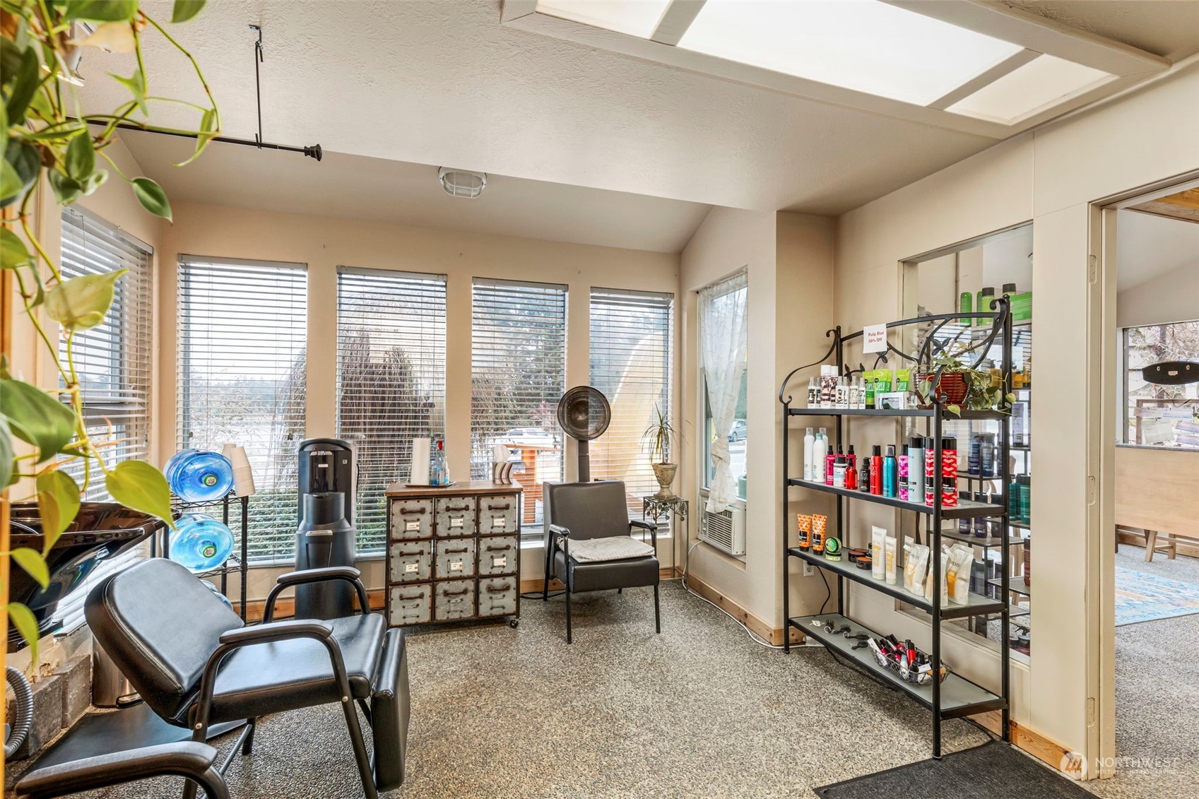 25960 Central Avenue NE, Kingston, WA 98346