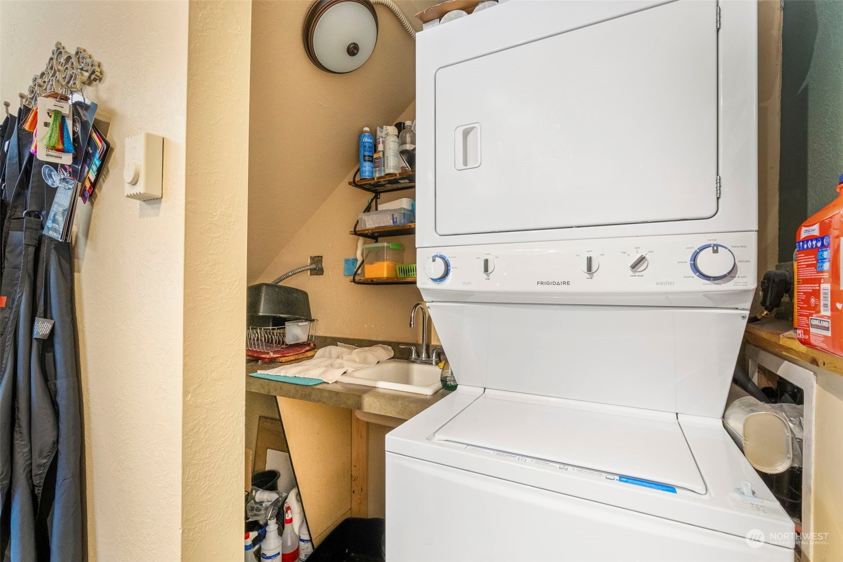 25960 Central Avenue NE, Kingston, WA 98346