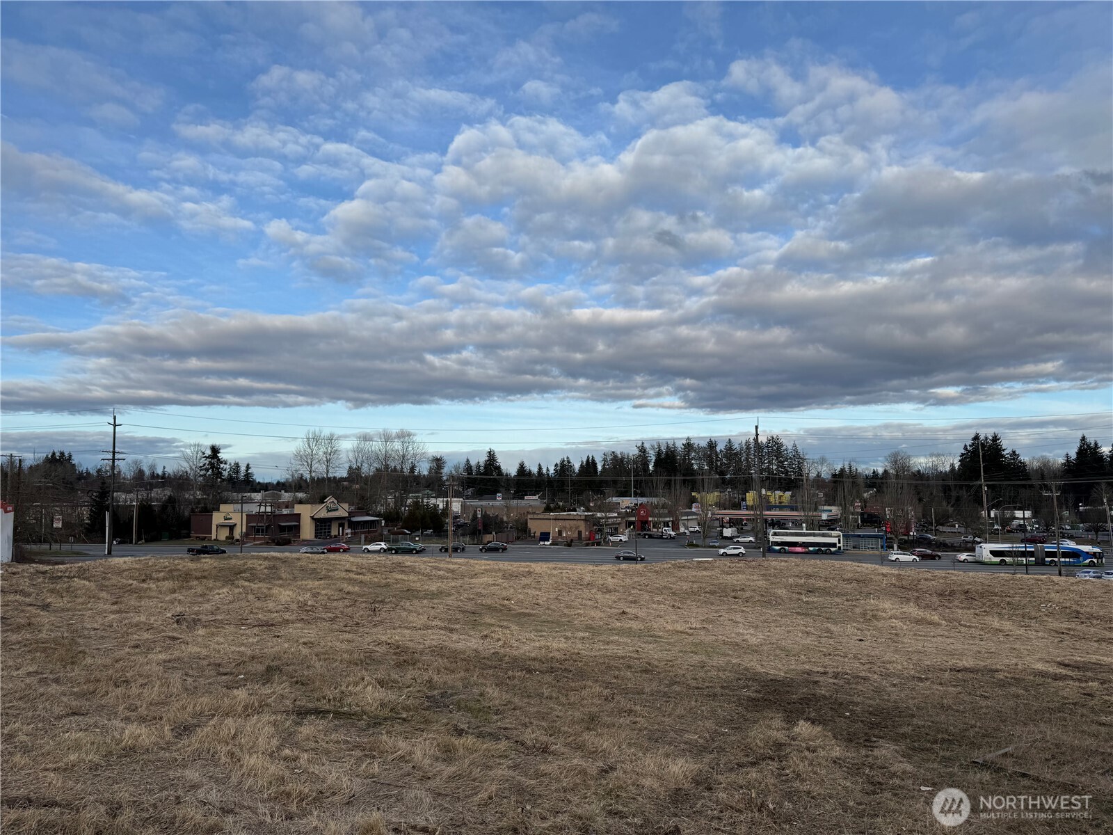 11918 Airport Road , Everett, WA 98204