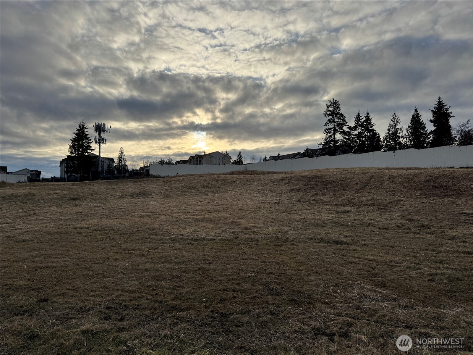 11918 Airport Road , Everett, WA 98204