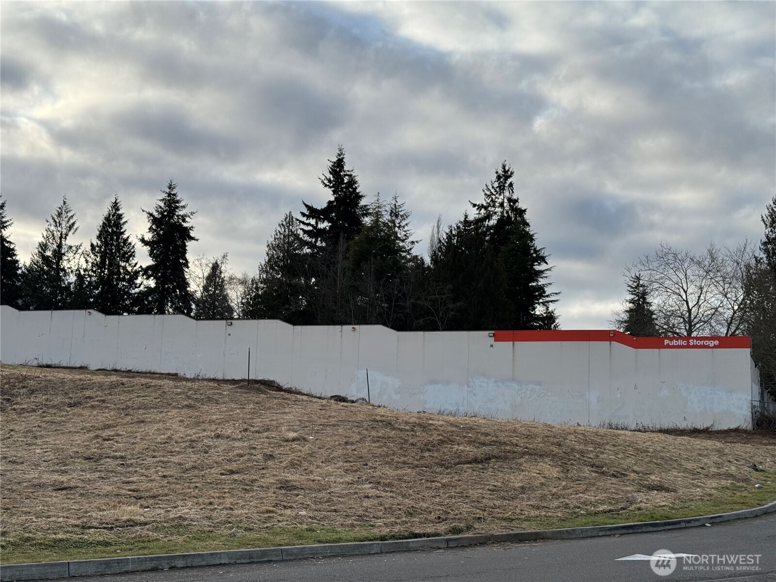 11918 Airport Road , Everett, WA 98204