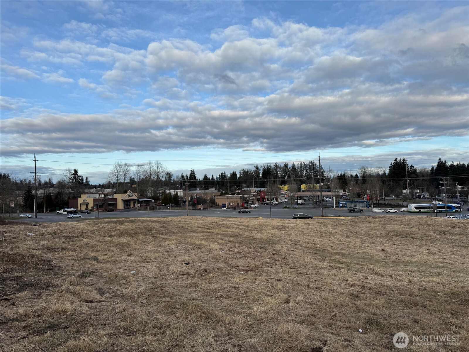 11918 Airport Road , Everett, WA 98204