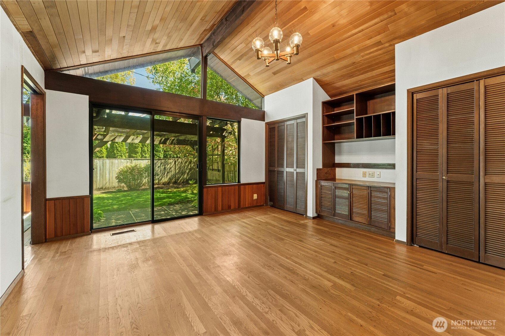 2258 40th Avenue E, Seattle, WA 98112