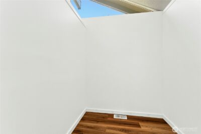 2258 40th Avenue E, Seattle, WA 98112 - Photo 16