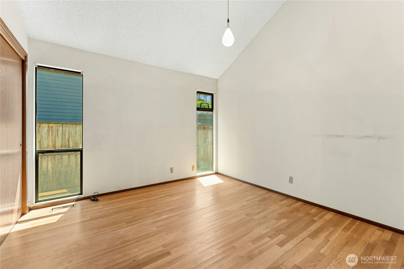 2258 40th Avenue E, Seattle, WA 98112