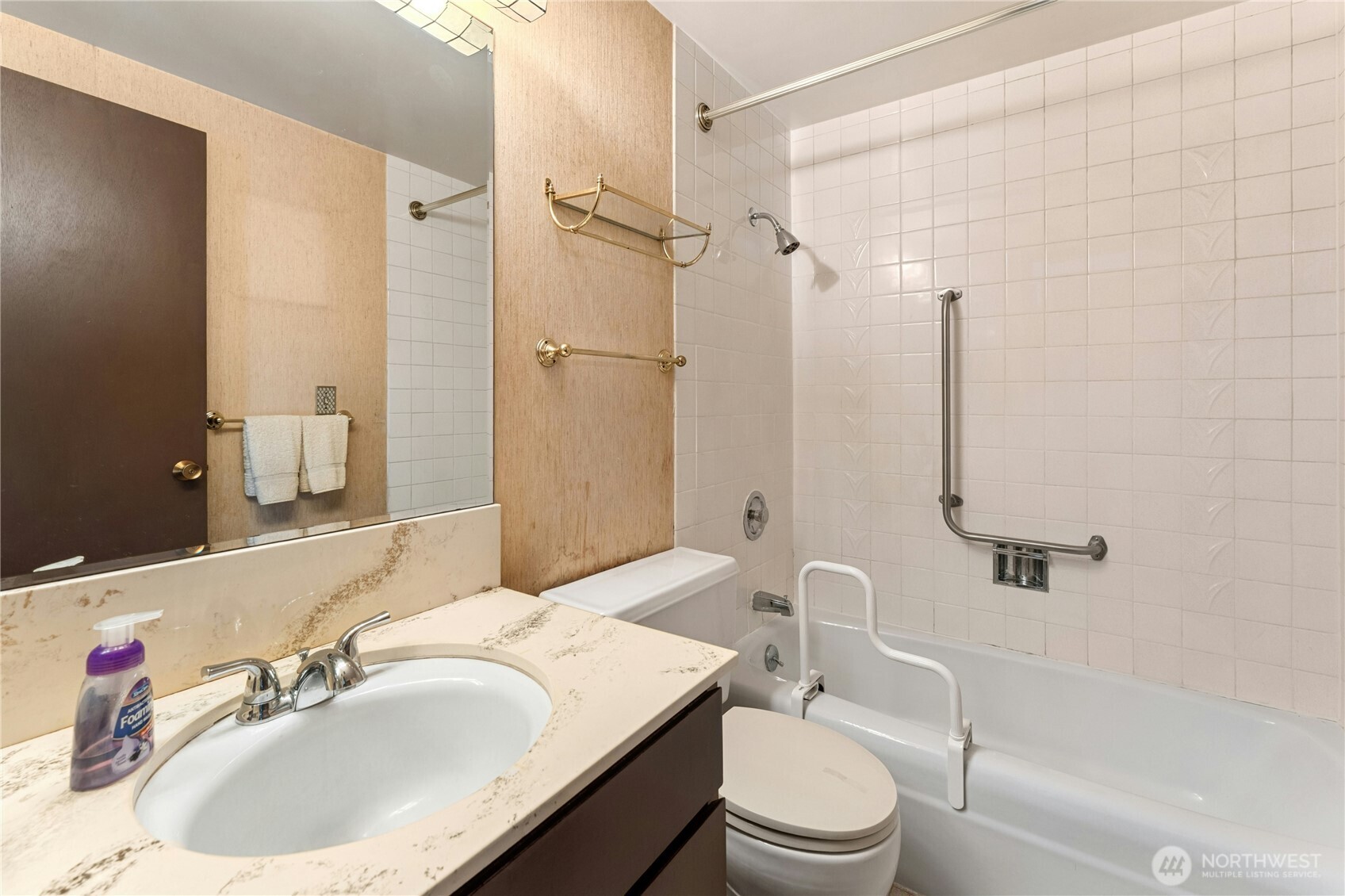 2258 40th Avenue E, Seattle, WA 98112