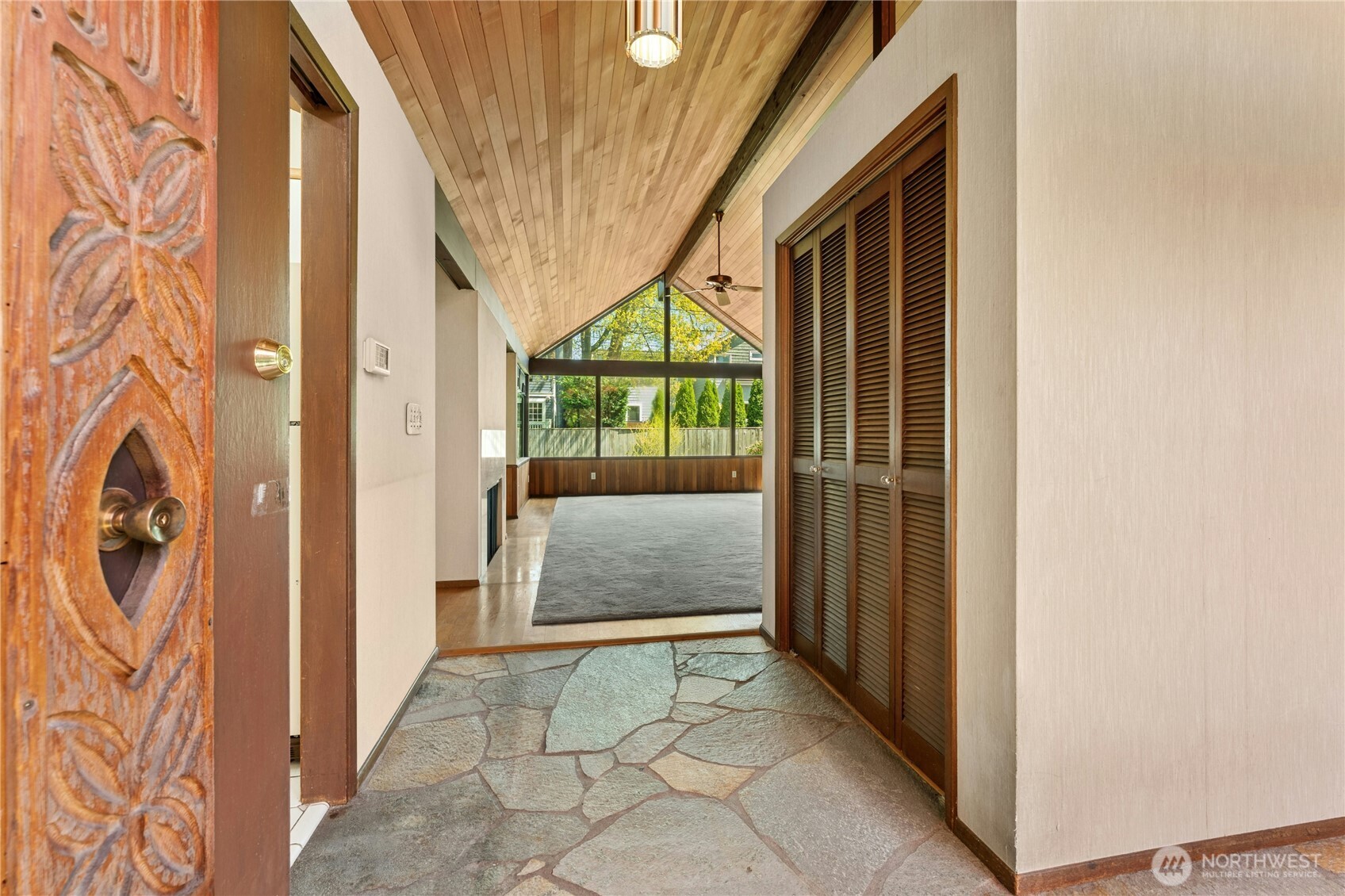 2258 40th Avenue E, Seattle, WA 98112