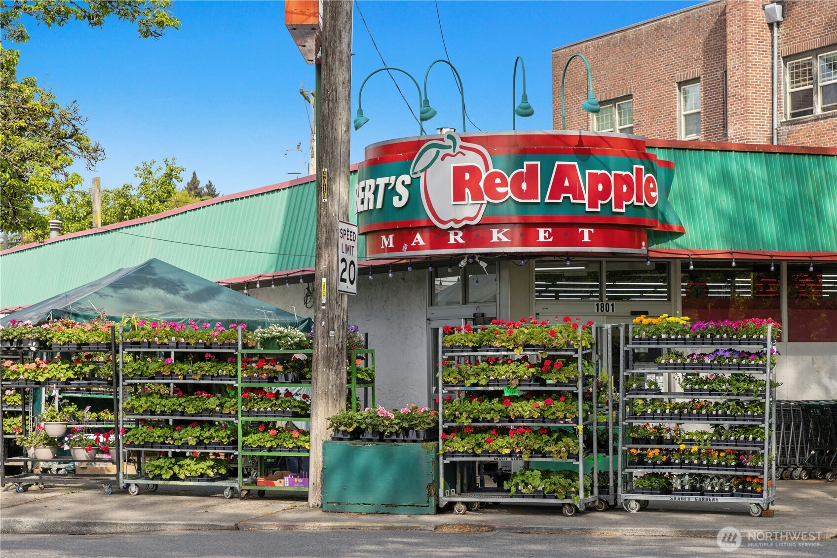 2258 40th Avenue E, Seattle, WA 98112
