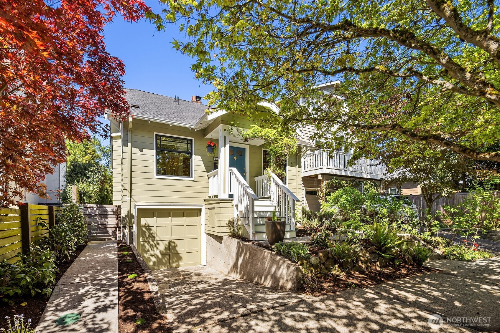 546 N 75th Street , Seattle, WA 98103