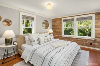 546 N 75th Street , Seattle, WA 98103 - Photo 16
