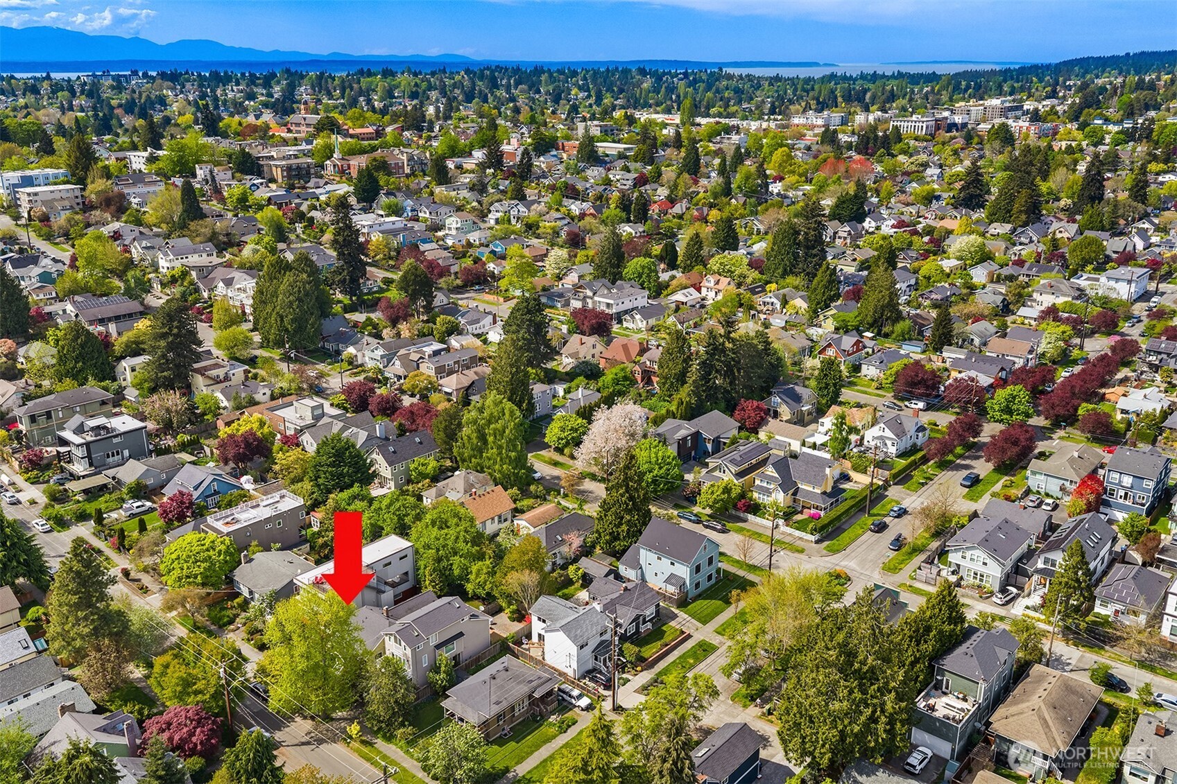 546 N 75th Street , Seattle, WA 98103