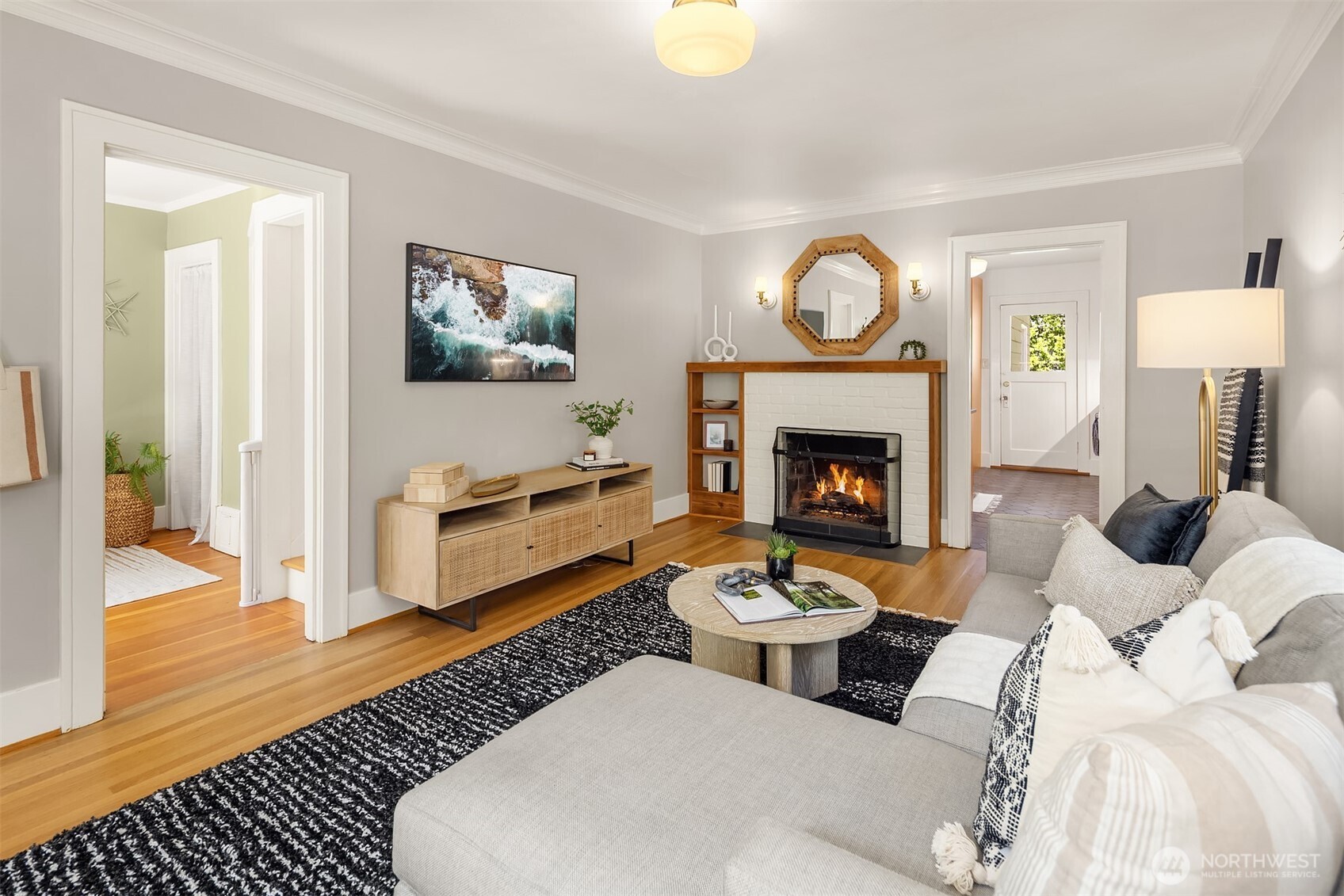 546 N 75th Street , Seattle, WA 98103