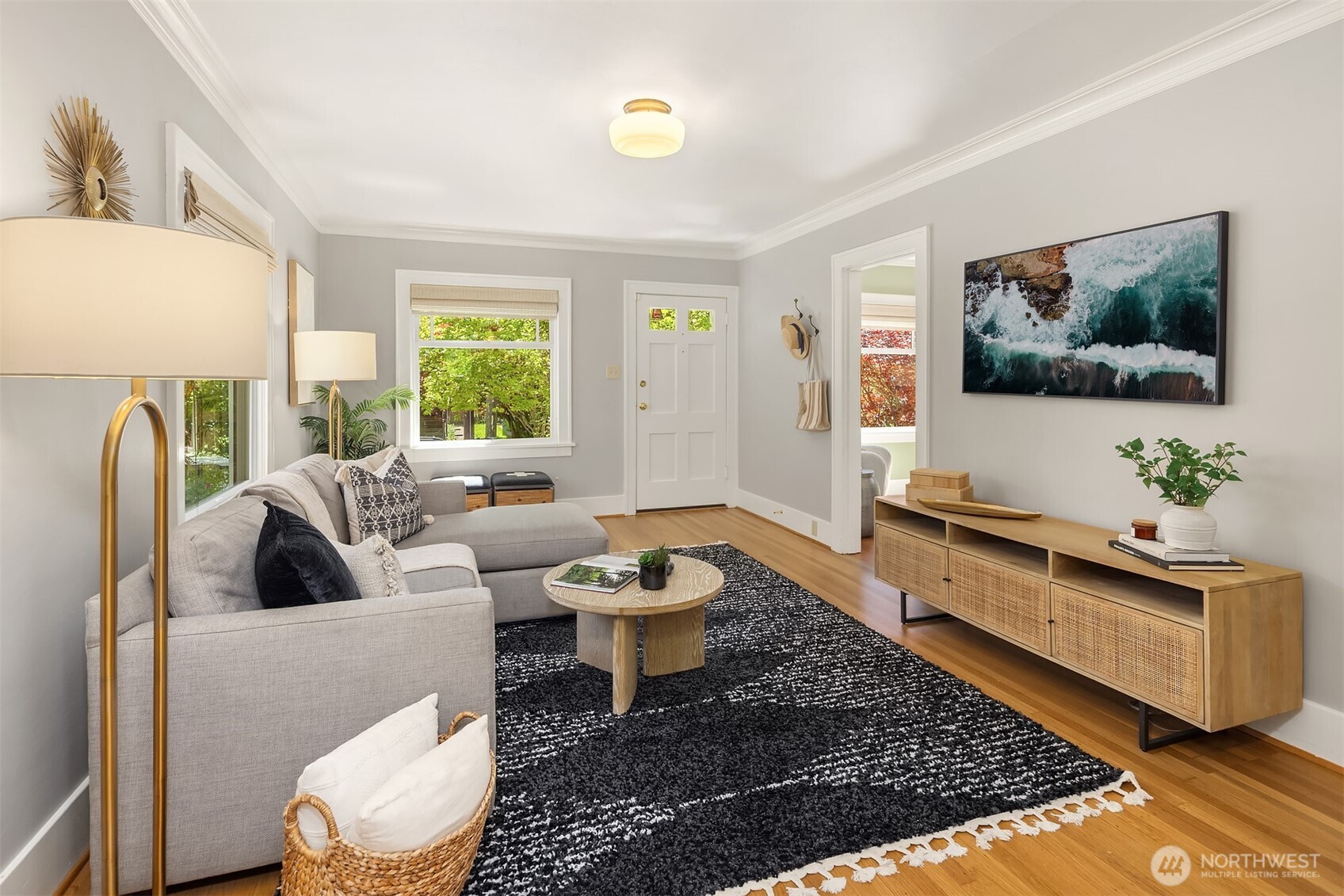 546 N 75th Street , Seattle, WA 98103