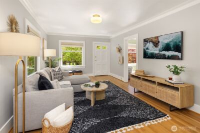 546 N 75th Street , Seattle, WA 98103 - Photo 9