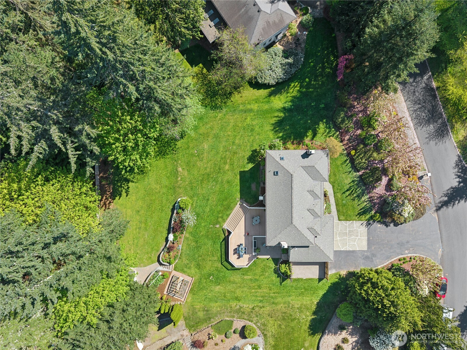 19924 163rd Avenue NE, Woodinville, WA 98072-7028