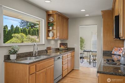 10720 11 Avenue NW, Seattle, WA 98177 - Photo 13