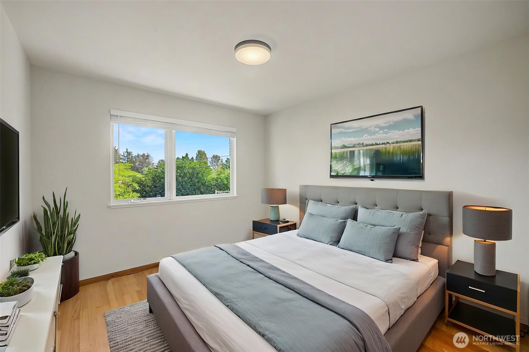 10720 11 Avenue NW, Seattle, WA 98177