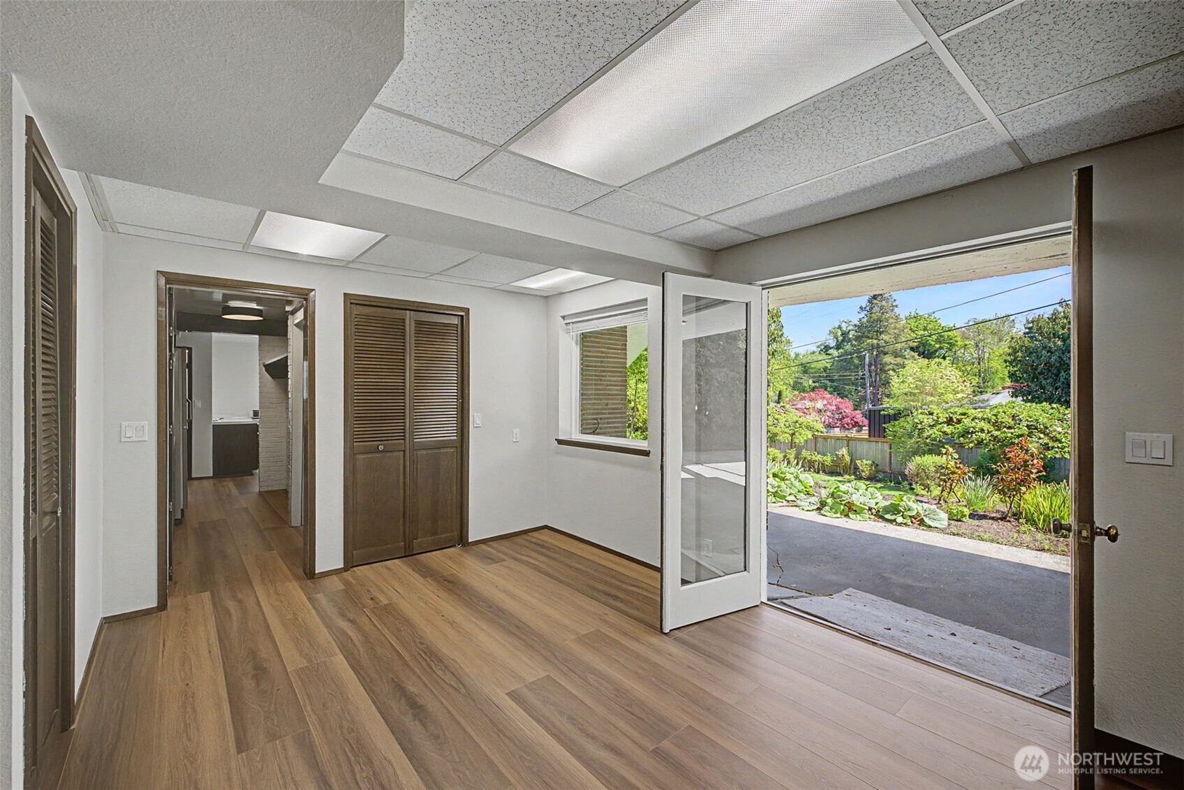 10720 11 Avenue NW, Seattle, WA 98177