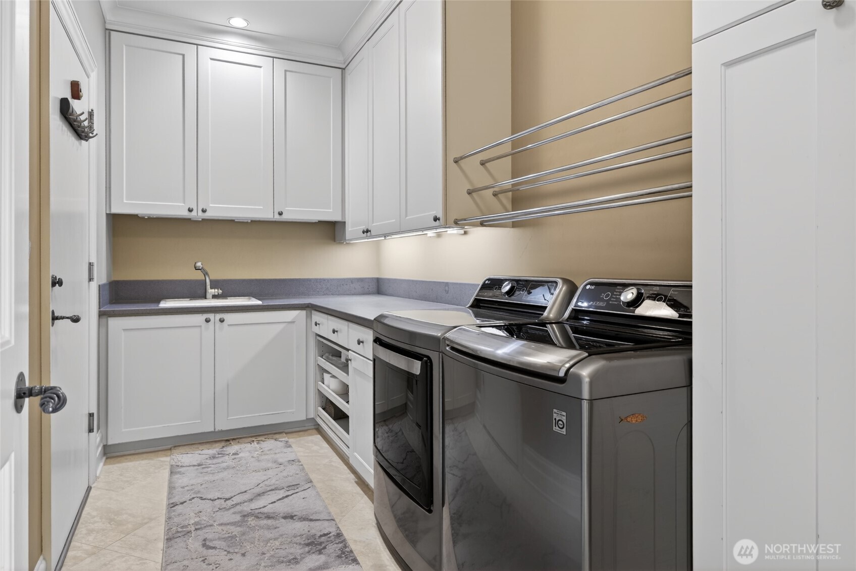 10419 NE 53RD Street , Kirkland, WA 98033