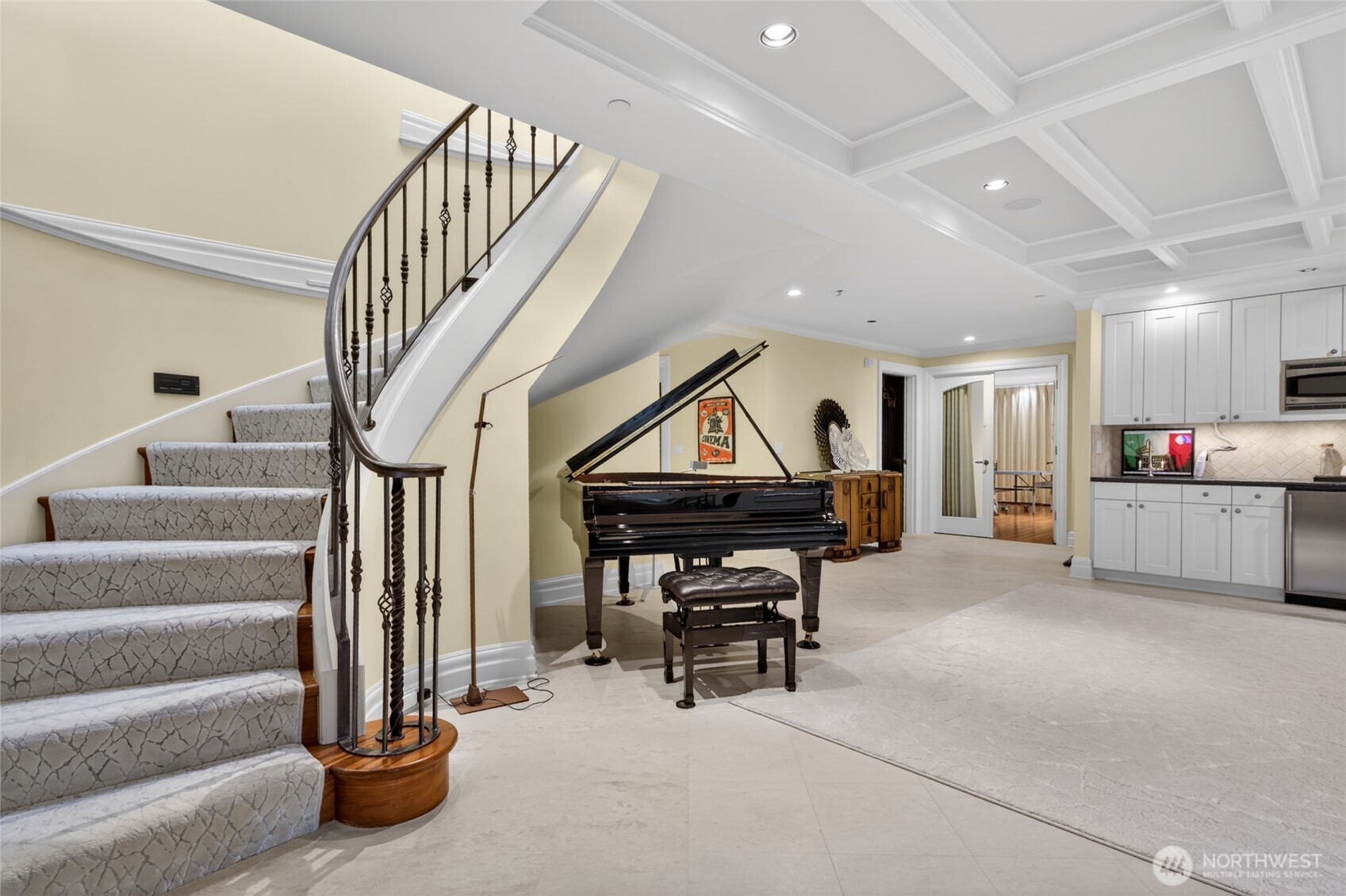 10419 NE 53RD Street , Kirkland, WA 98033