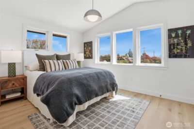 8332 24th Avenue NW, Seattle, WA 98117 - Photo 19