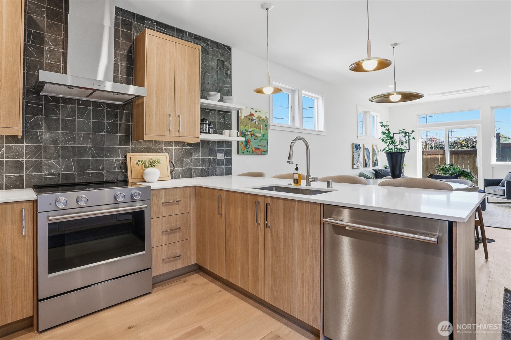 8332 24th Avenue NW, Seattle, WA 98117