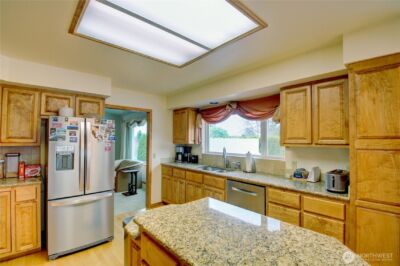 3805 N Avenue W, Anacortes, WA 98221 - Photo 12