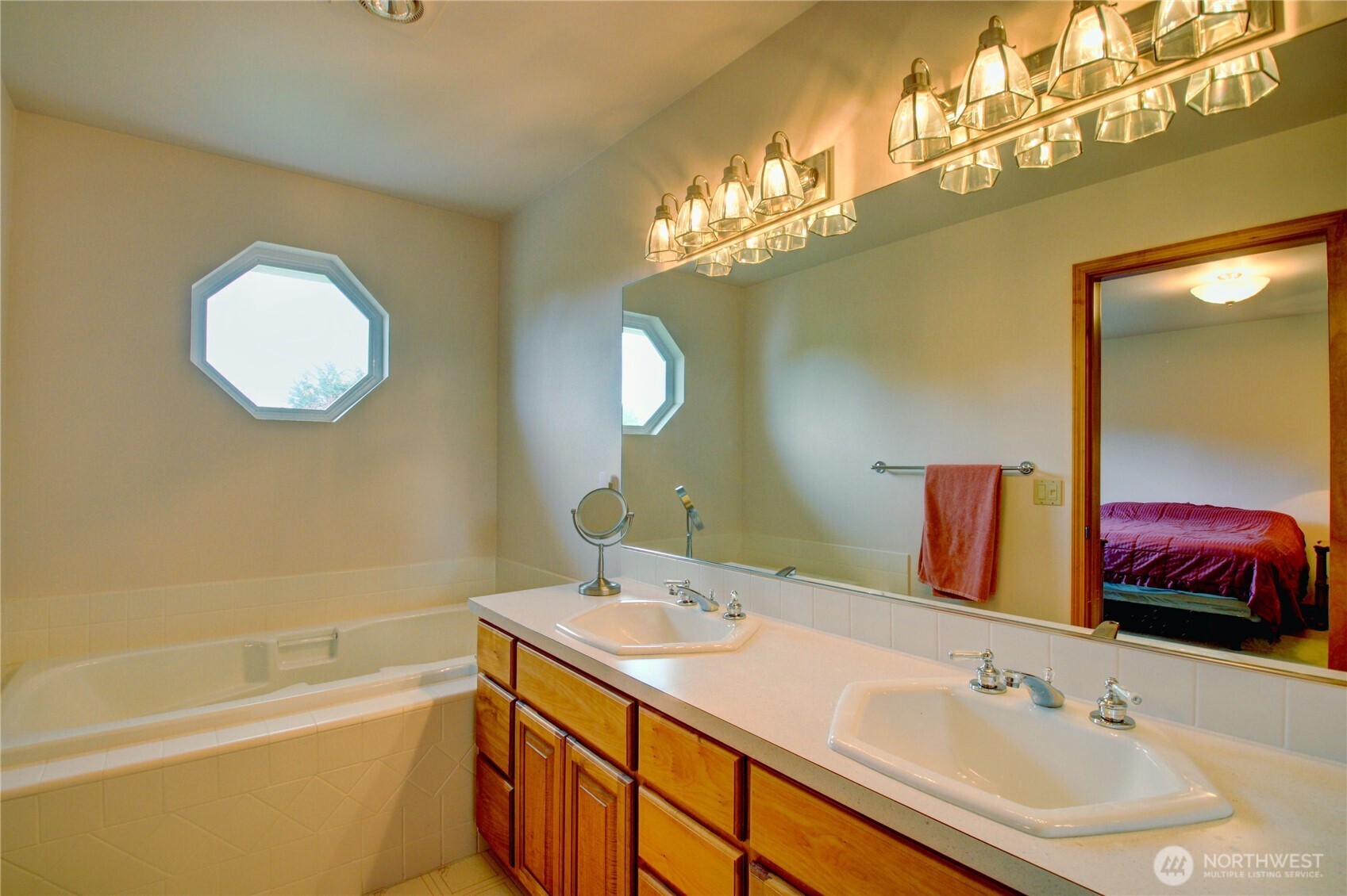 3805 N Avenue W, Anacortes, WA 98221