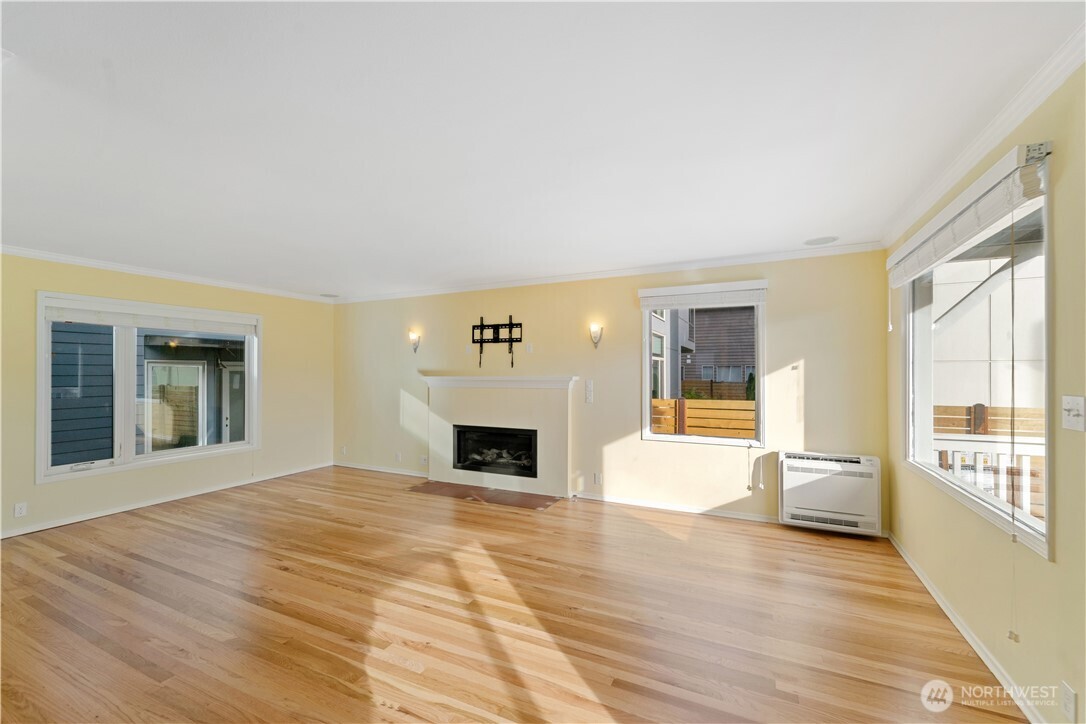 1752 NW 60th Street #A, Seattle, WA 98107