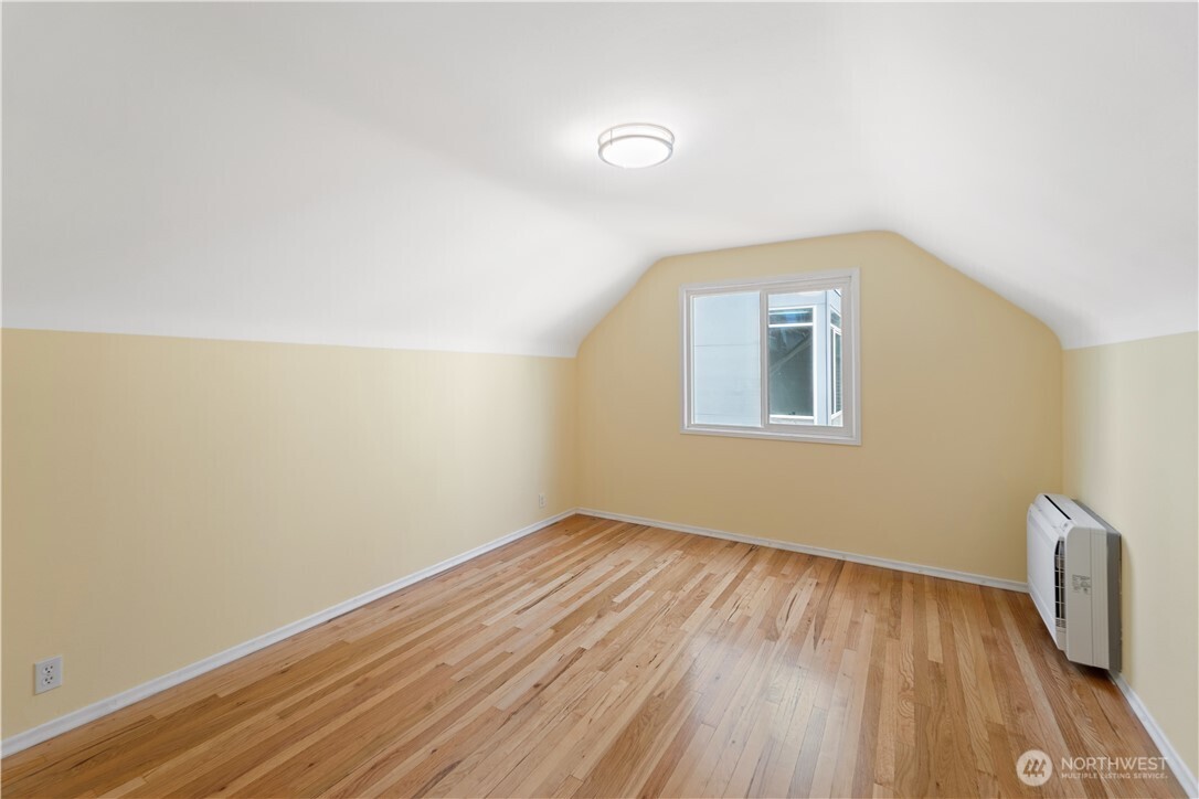 1752 NW 60th Street #A, Seattle, WA 98107