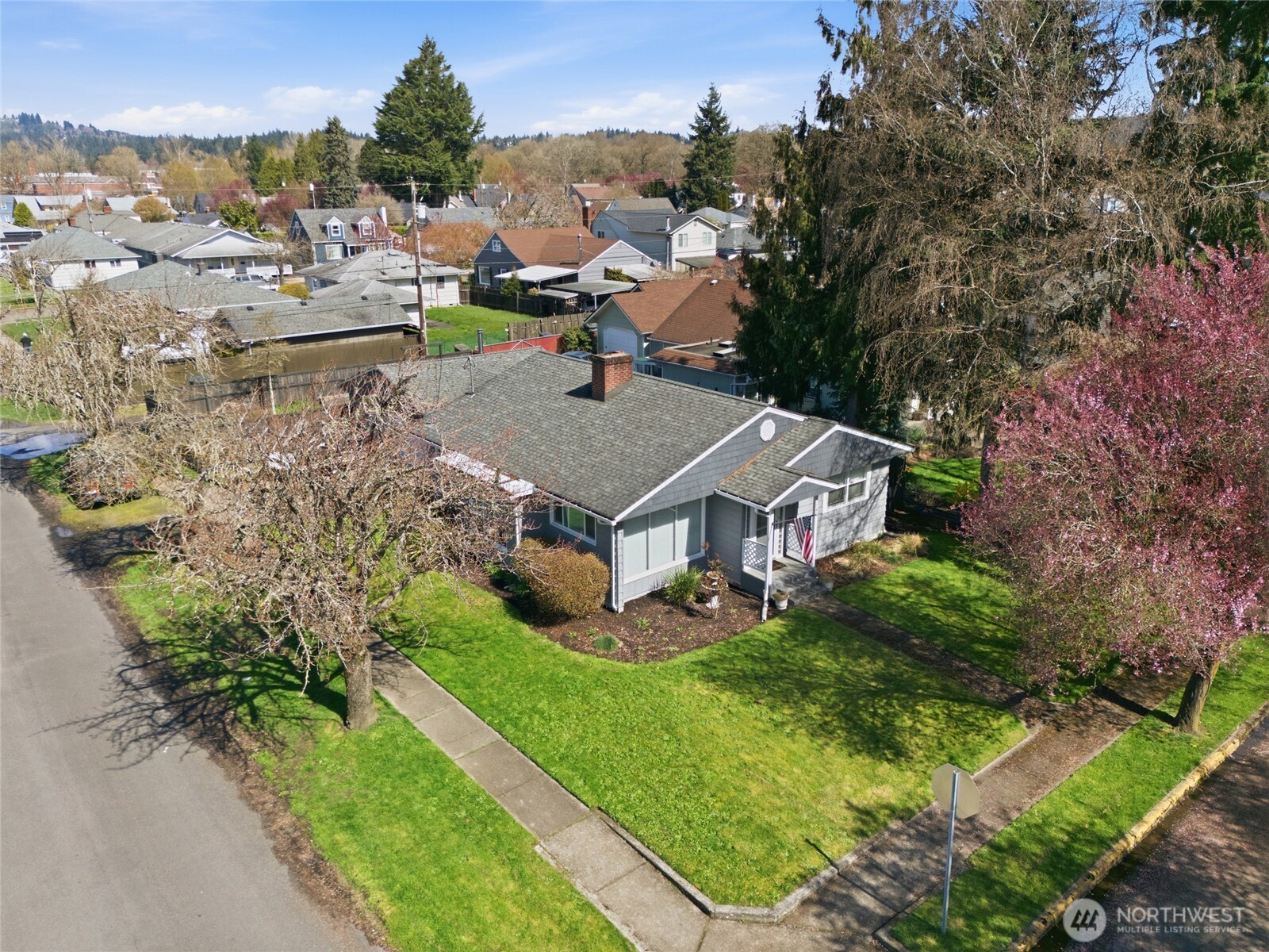2748 Field St , Longview, WA 98632