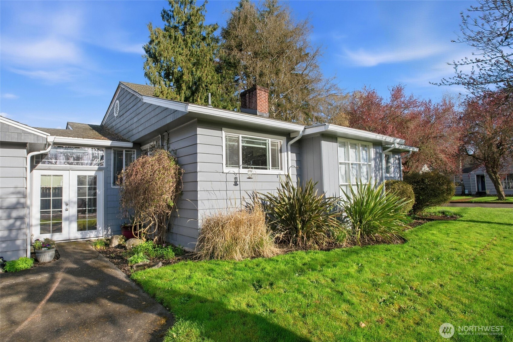 2748 Field St , Longview, WA 98632