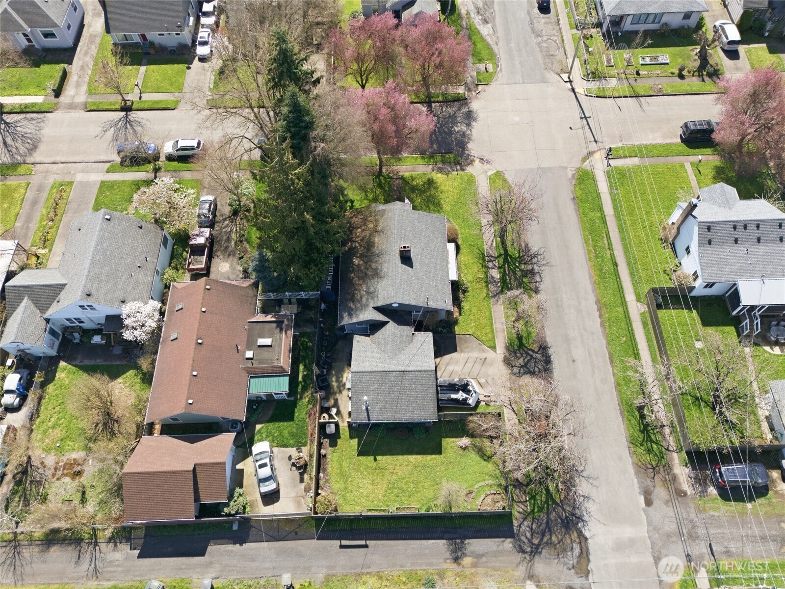 2748 Field St , Longview, WA 98632