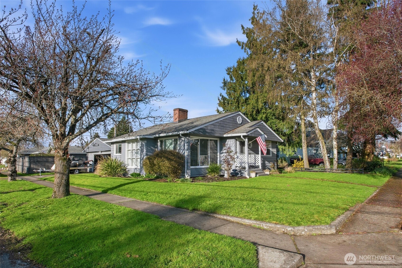2748 Field St , Longview, WA 98632