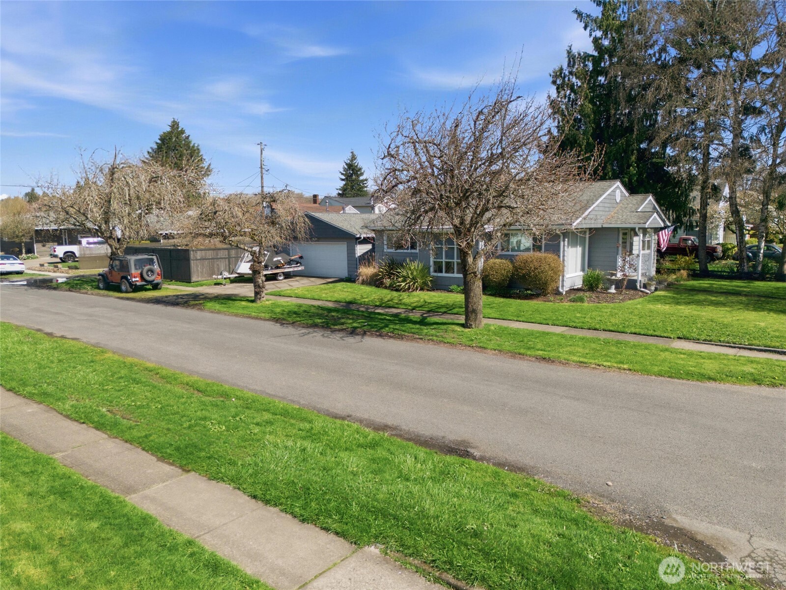 2748 Field St , Longview, WA 98632