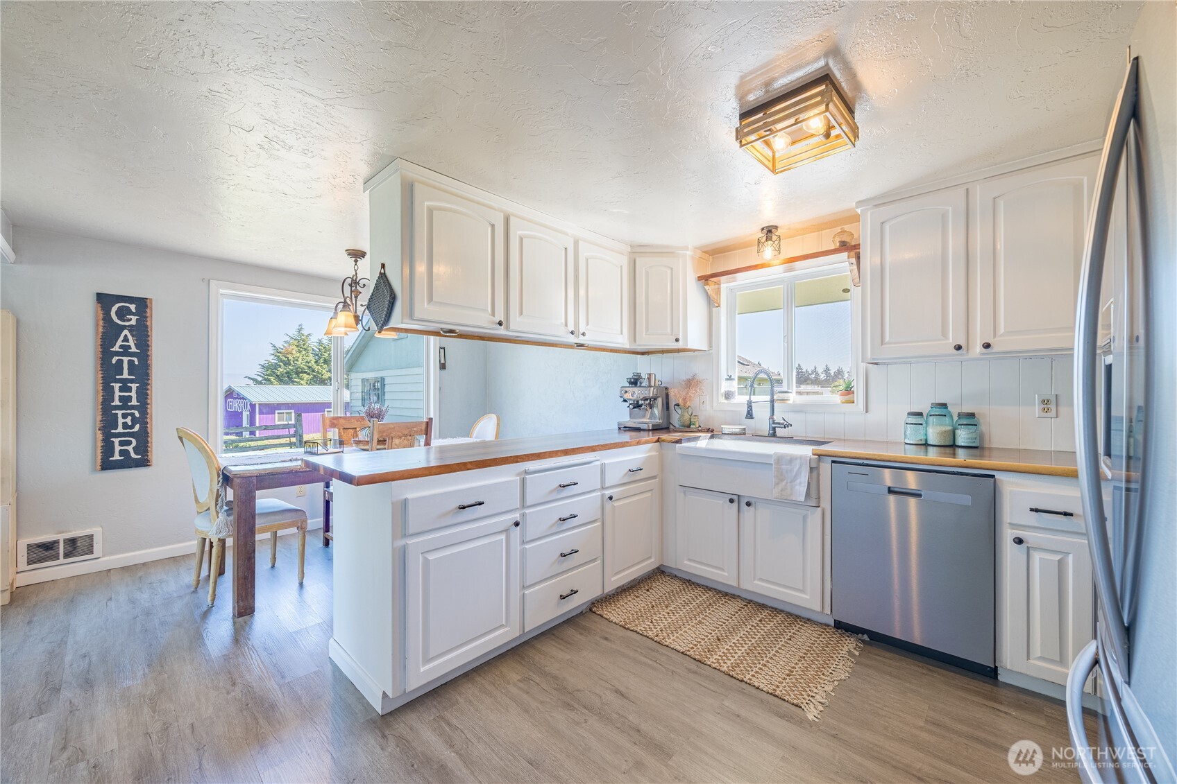 31 Brueckner Road , Sequim, WA 98382
