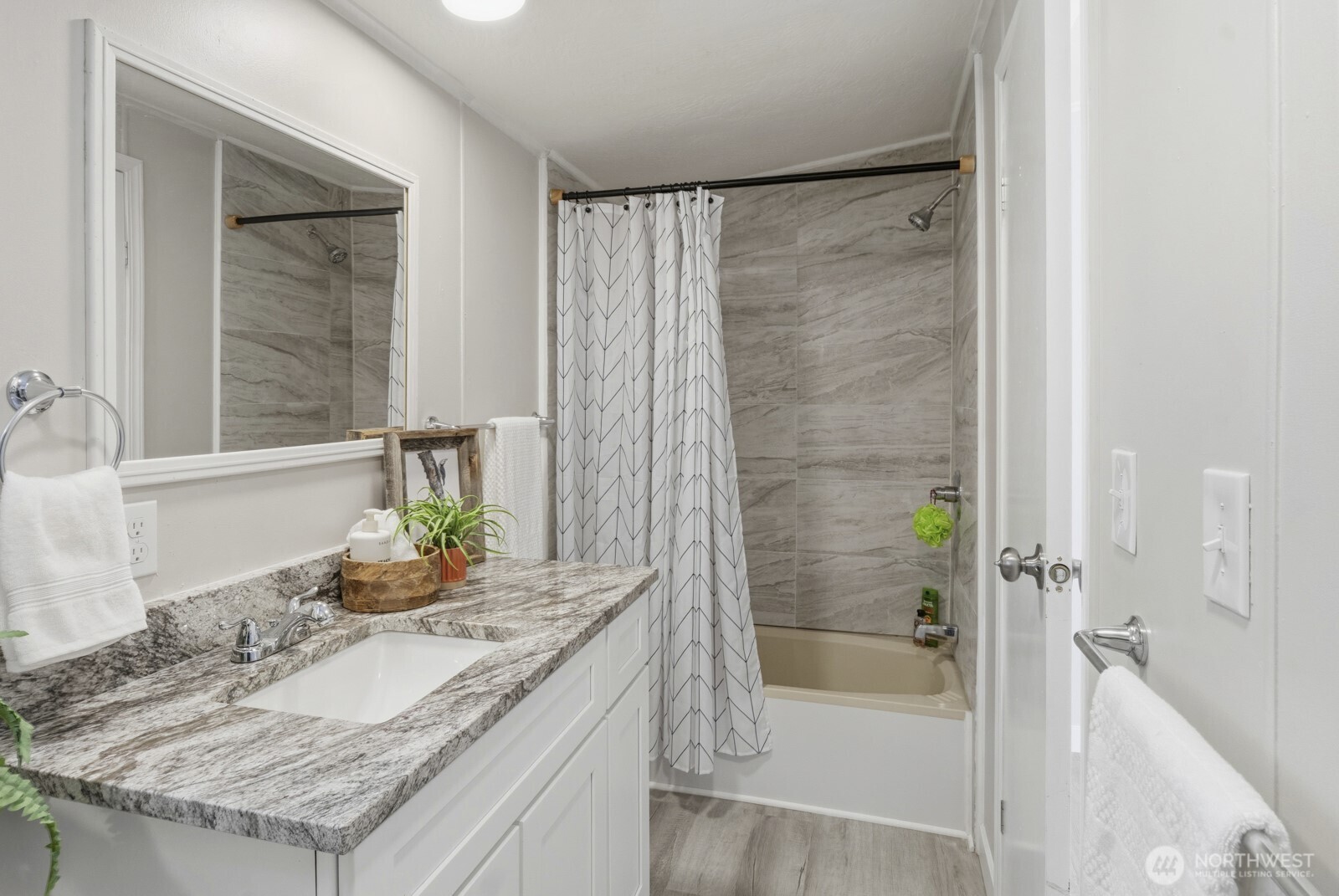 2151 W Cloquallum Rd , Shelton, WA 98584