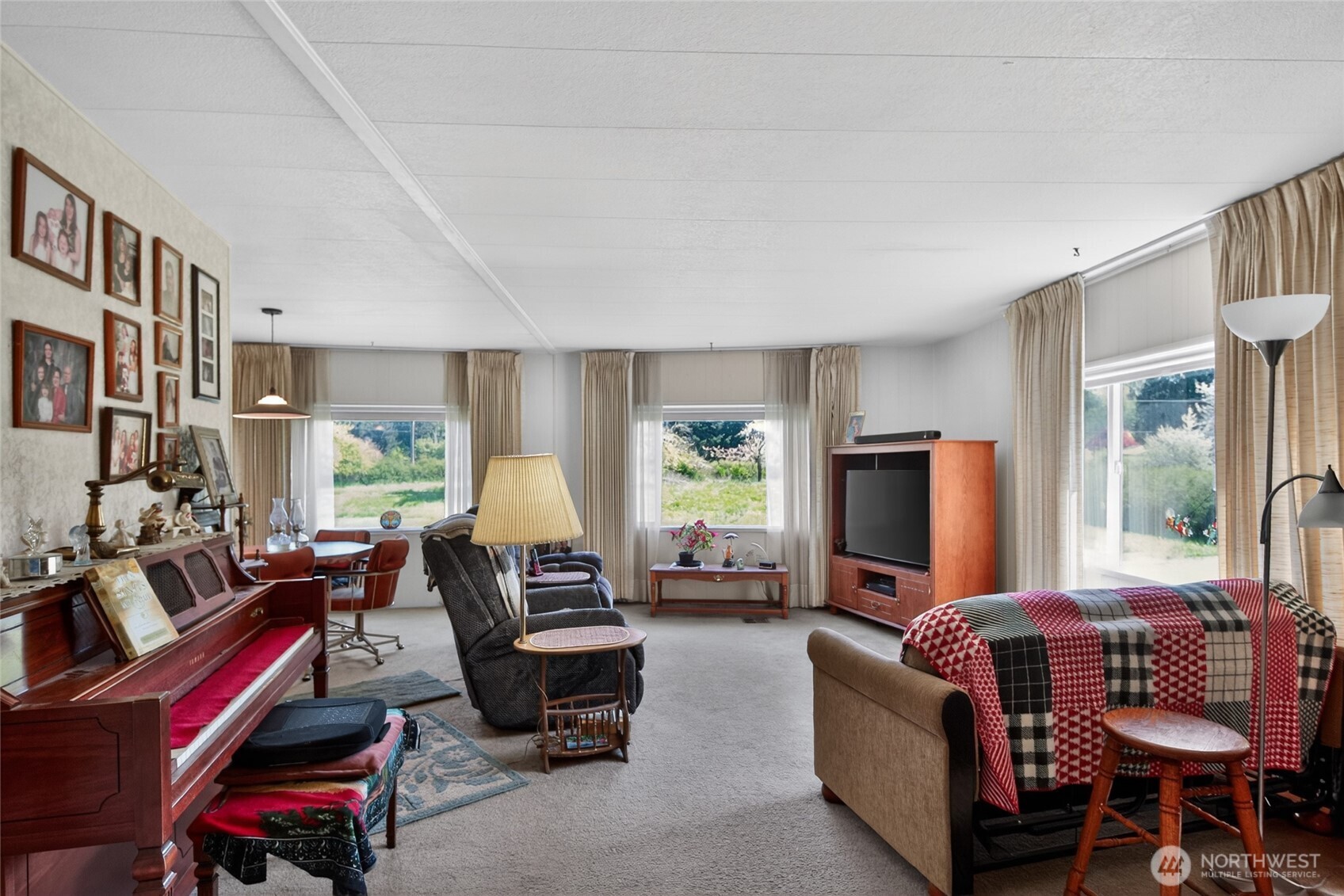3220 Woodcock Road , Sequim, WA 98382