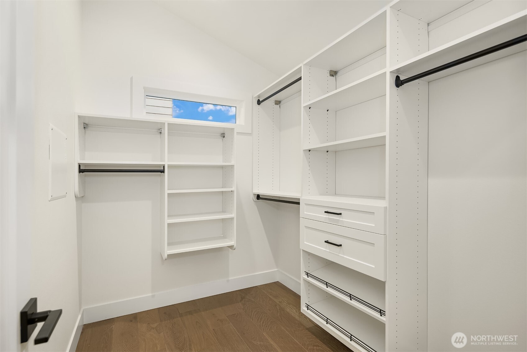 104 NE 44th Street , Seattle, WA 98105