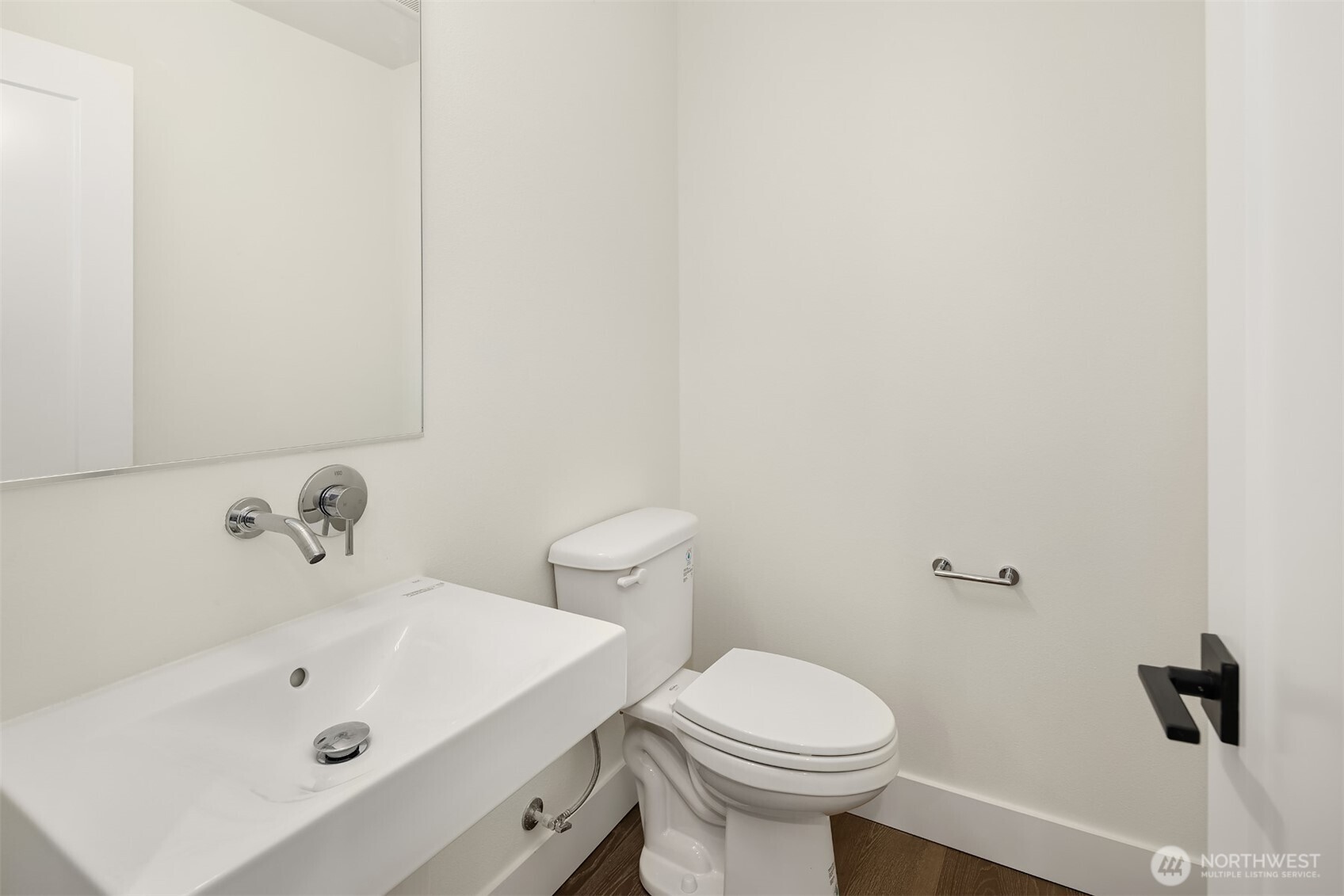 104 NE 44th Street , Seattle, WA 98105