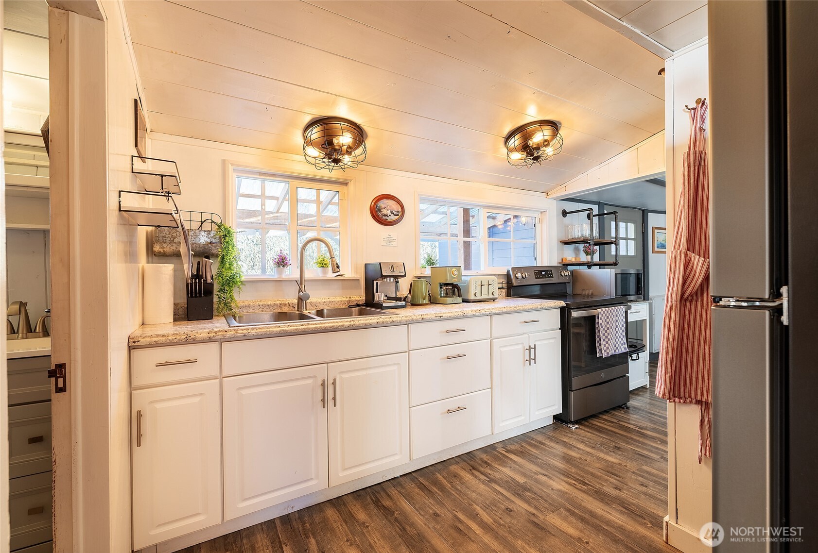 1220 S forrest Street , Westport, WA 98595