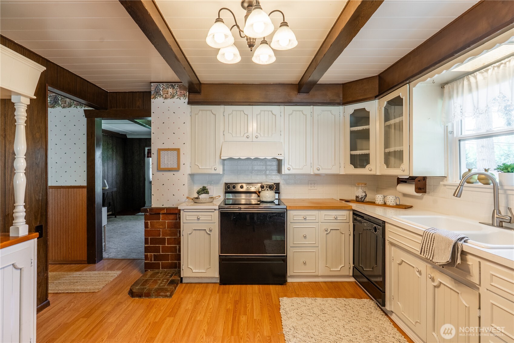6713 128th Street E, Puyallup, WA 98373
