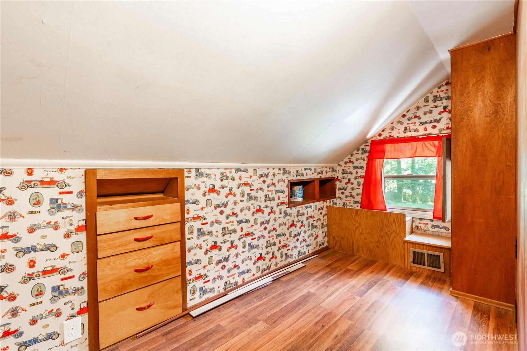 6713 128th Street E, Puyallup, WA 98373