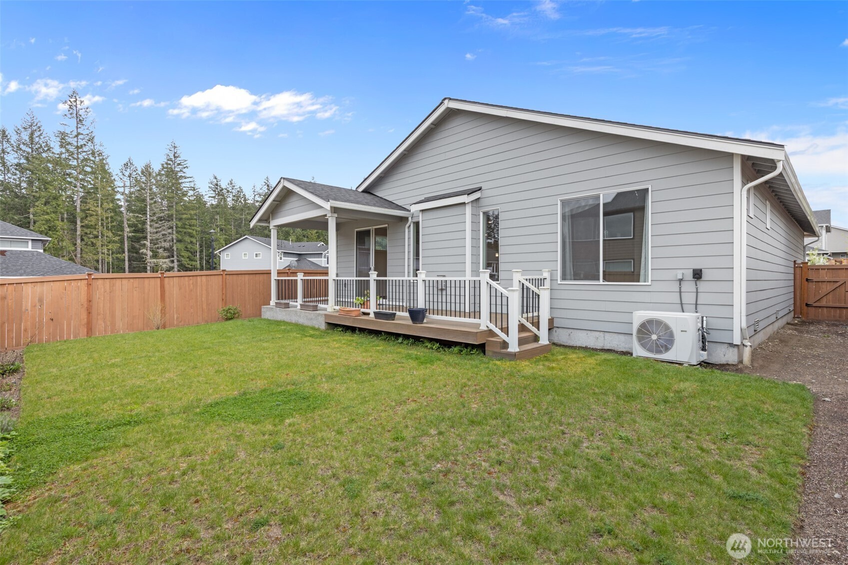 3621 SW Cardiff Street , Port Orchard, WA 98367