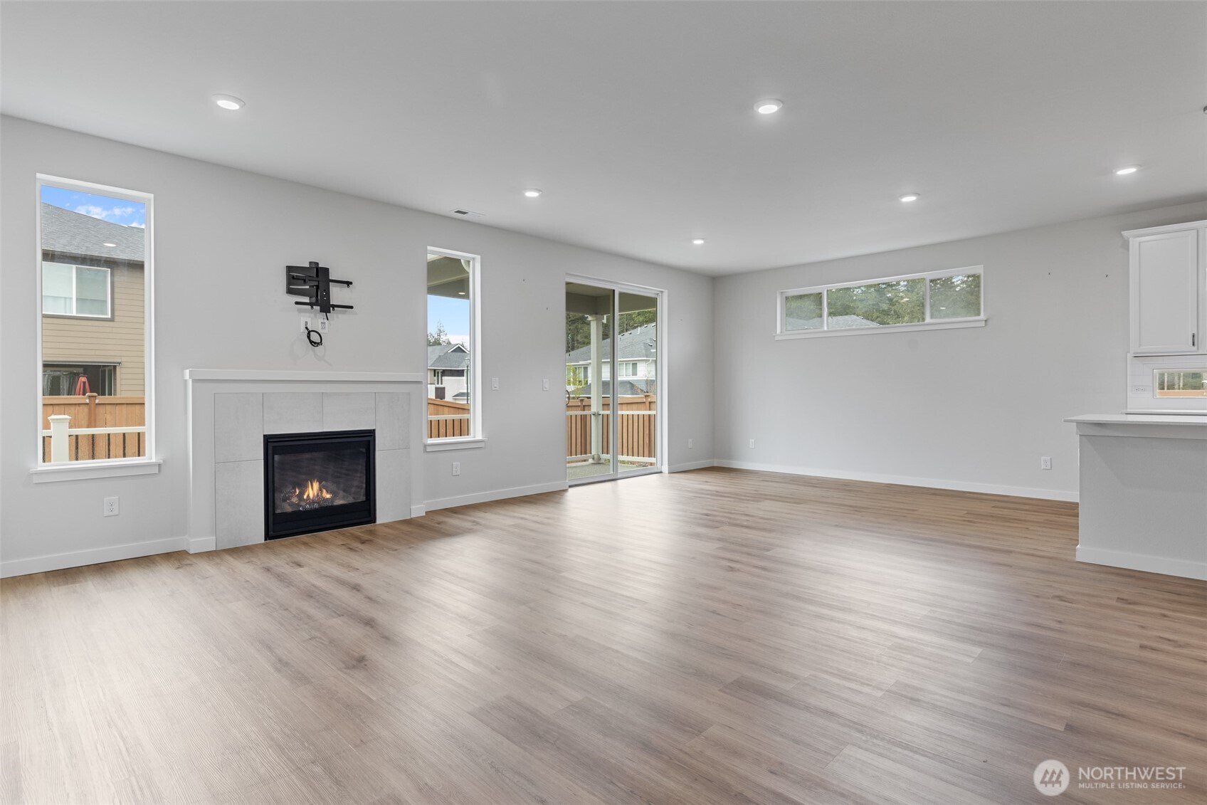 3621 SW Cardiff Street , Port Orchard, WA 98367