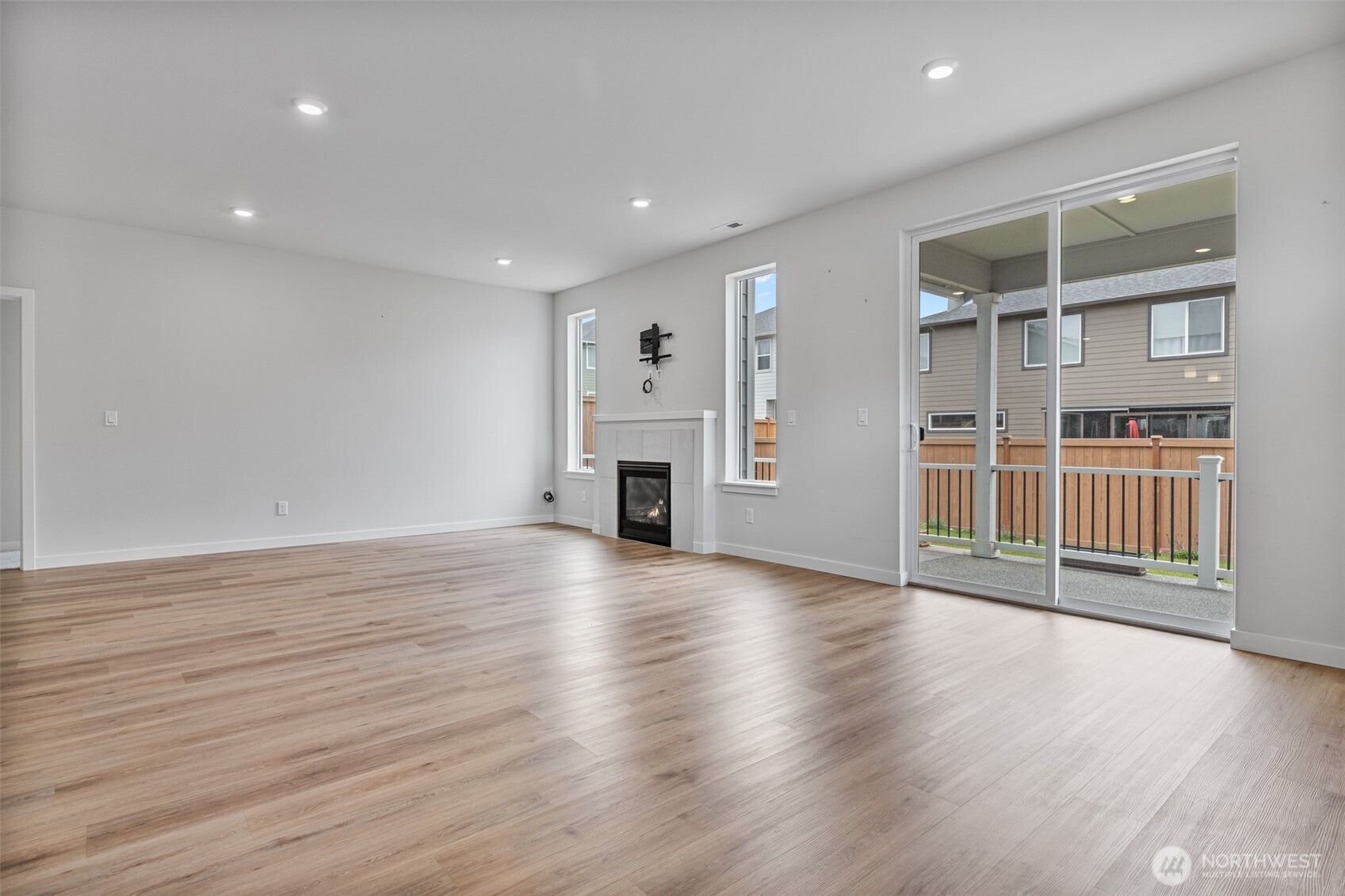 3621 SW Cardiff Street , Port Orchard, WA 98367